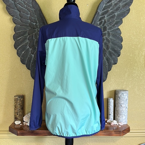 Adidas wind breaker thin quarter Zip - Picture 6 of 8